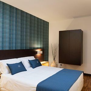 Camera con letto king size